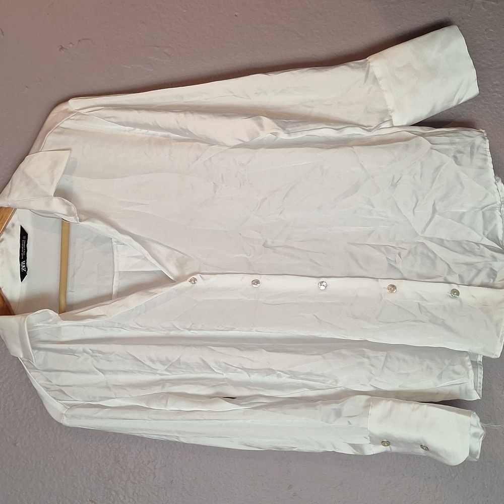 Zara White Button-Up Blouse